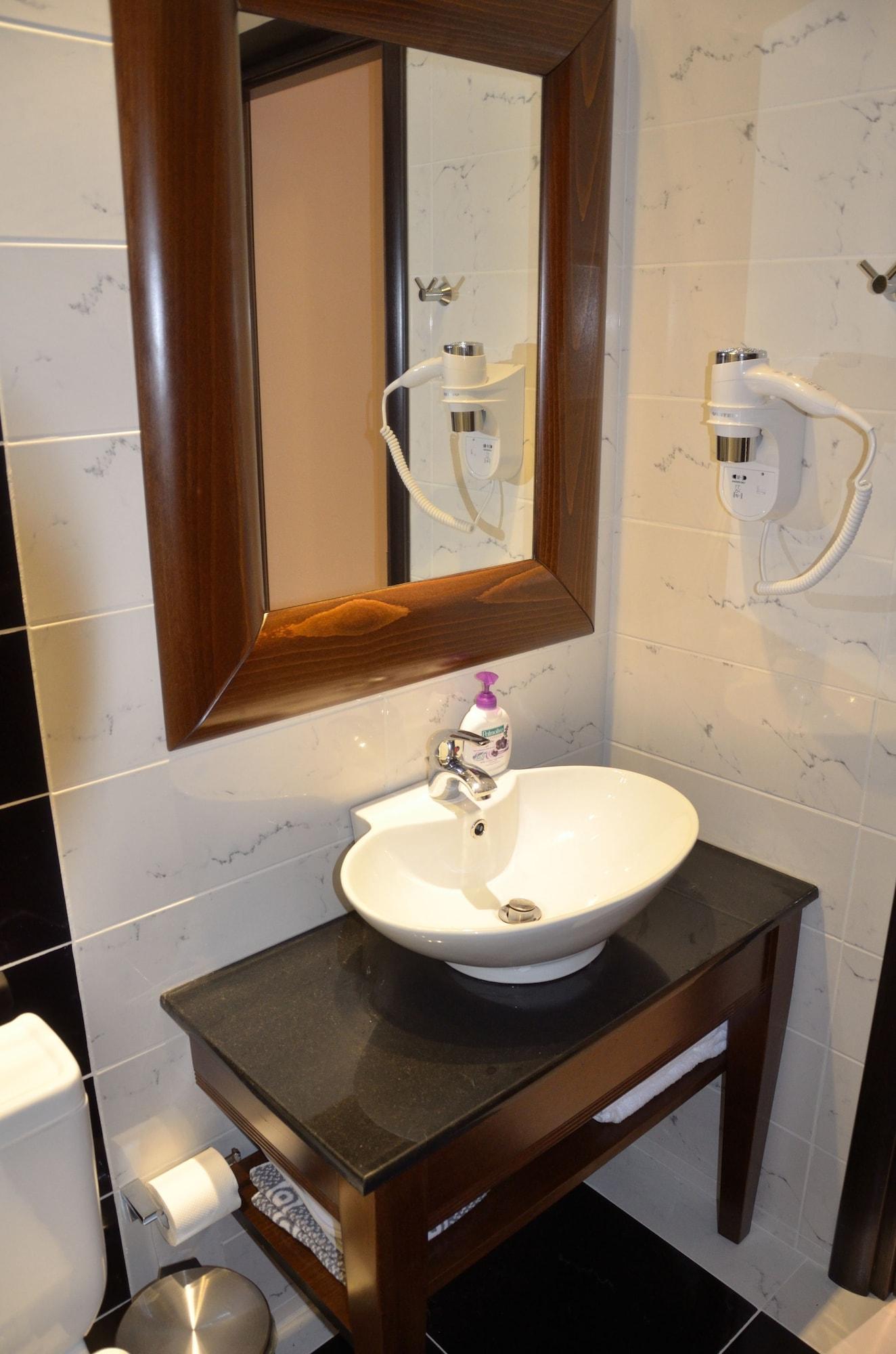 4-You Residence อาโยส นิโกลาออส ภายนอก รูปภาพ